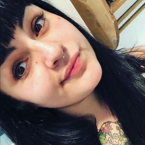 Meet your Posher, Serene